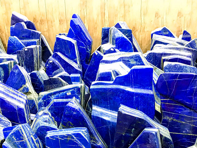 Lapis Lazuli – Pieces